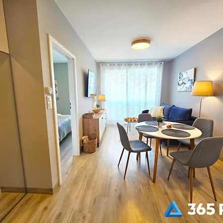 365pam - Nadmorskie Parking W Cenie * غونسكي