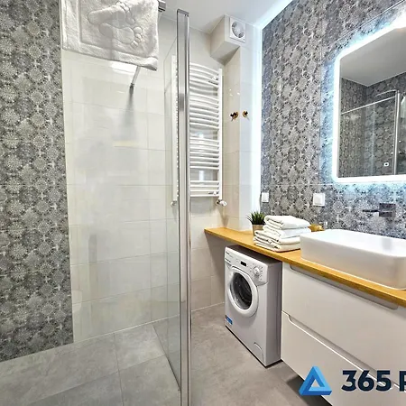 365pam - Nadmorskie Parking W Cenie Gąski